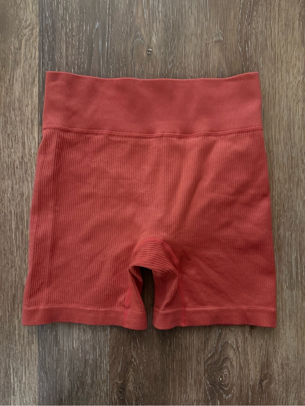 Ribbed High-Waist Bike Shorts in Rust